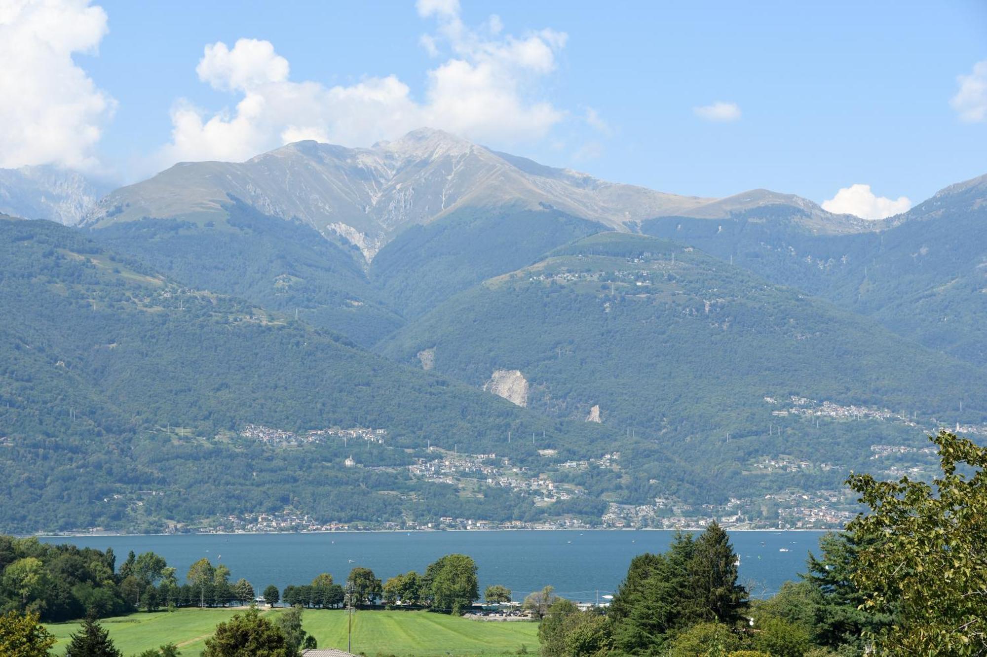 Apartmán Il Giardino Dei Ciliegi Colico Exteriér fotografie