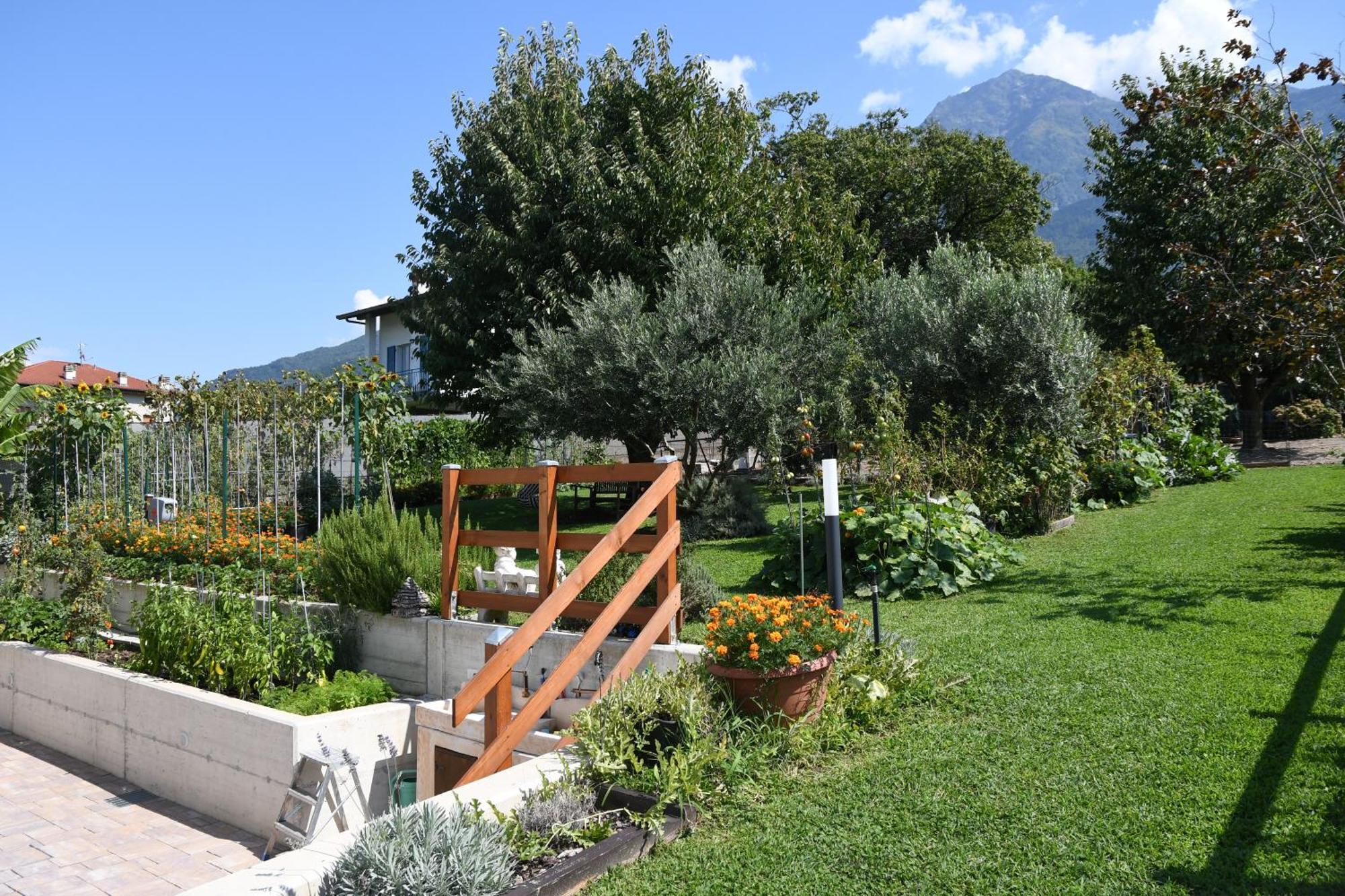Apartmán Il Giardino Dei Ciliegi Colico Exteriér fotografie